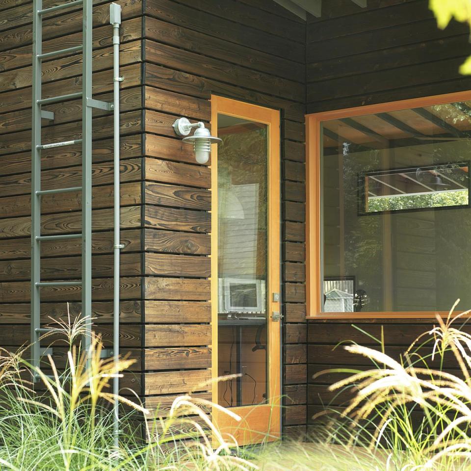 This ~220 sq ft backyard studio serves as a writing studio and a quiet family retreat. | www.facebook.com/SmallHouseBliss