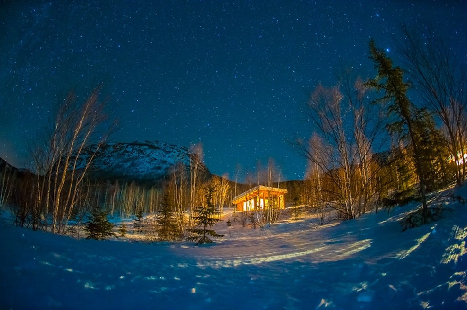 Chalet EXP, a modern 320 sq ft studio cabin for vacation rentals in a Quebec provincial park. | www.facebook.com/SmallHouseBliss