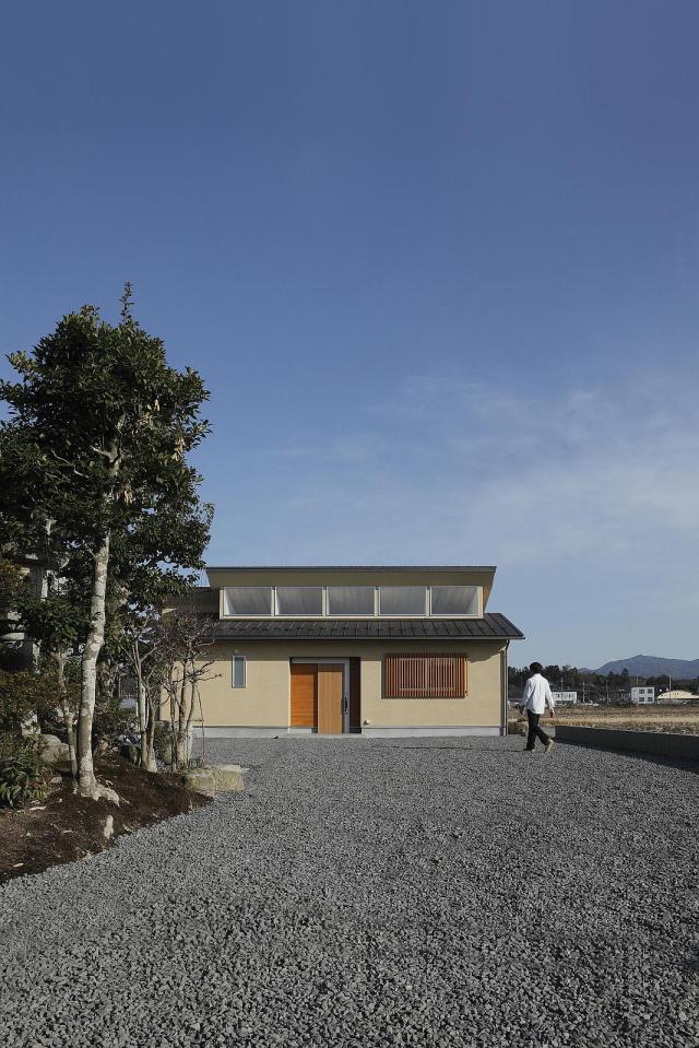 This modest single-level home in rural Japan has 2 bedrooms in 768 sq ft. | www.facebook.com/SmallHouseBliss