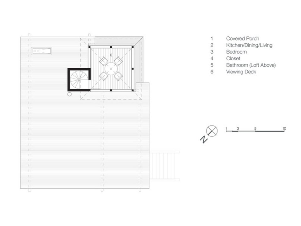 This small cabin modeled on old-fashioned water towers has 1 bedroom and a loft. | www.facebook.com/SmallHouseBliss