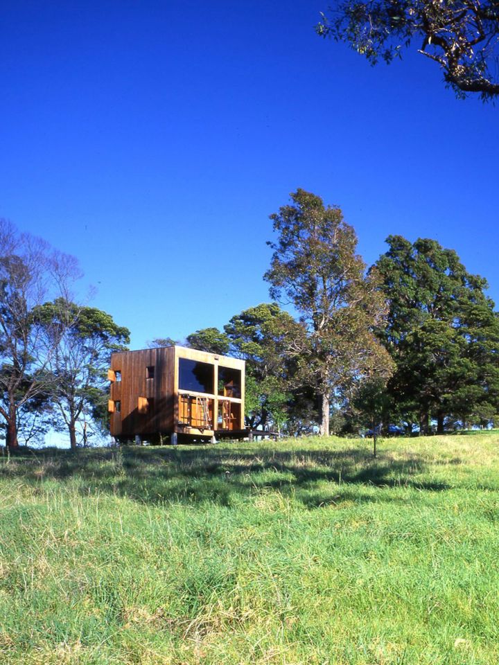 The Box House, a basic off-grid cabin in the Australian bush. | www.facebook.com/SmallHouseBliss