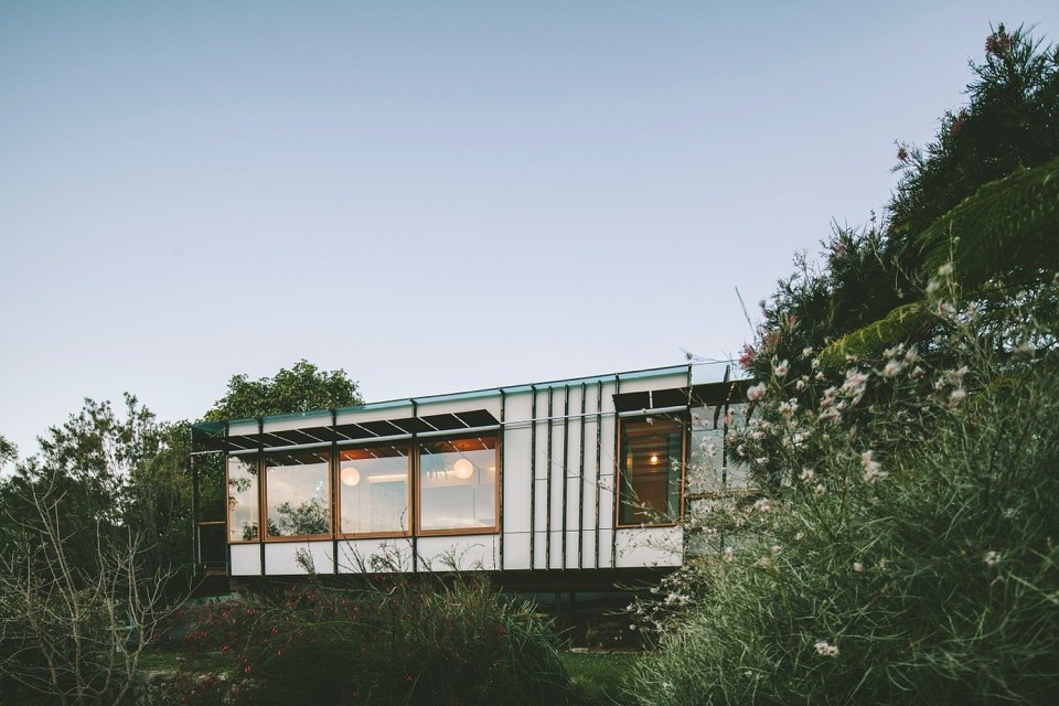 "The Pod", a modern 1 bedroom backyard cottage in Australia. | www.facebook.com/SmallHouseBliss