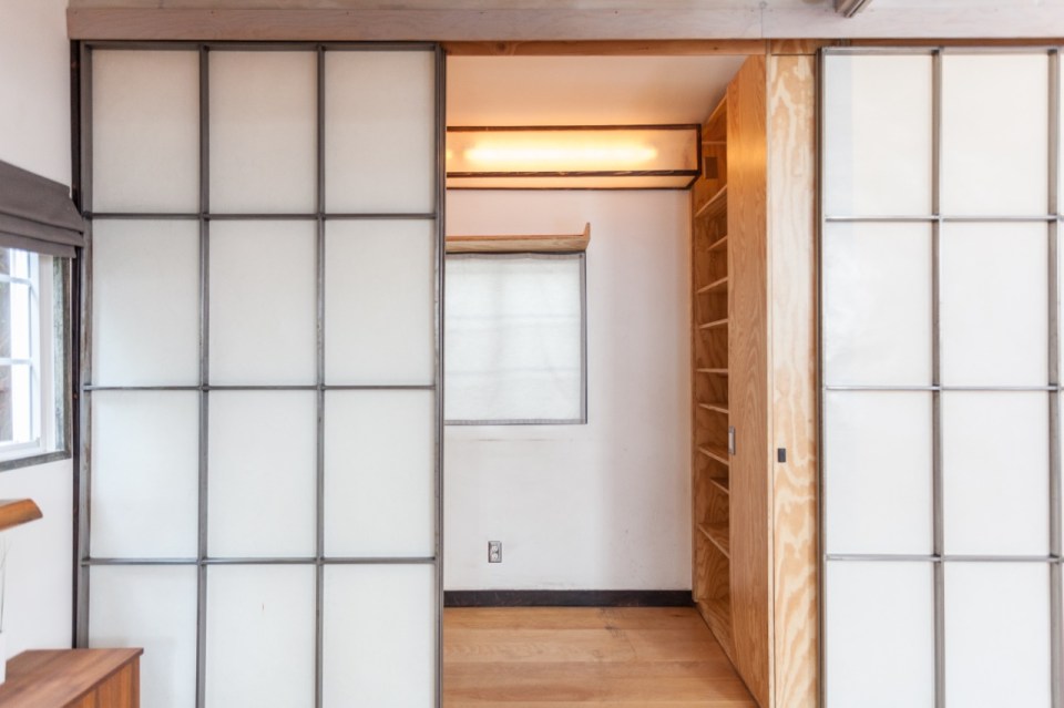 Mad Men actor Vincent Kartheiser's Hollywood pad with a "Japanese industrial" aesthetic. The 603 sq ft studio features a bed that drops from the ceiling. | www.facebook.com/SmallHouseBliss