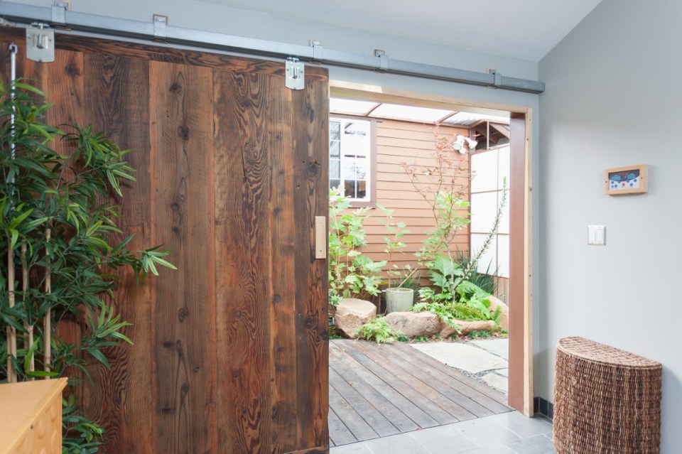Mad Men actor Vincent Kartheiser's Hollywood pad with a "Japanese industrial" aesthetic. The 603 sq ft studio features a bed that drops from the ceiling. | www.facebook.com/SmallHouseBliss