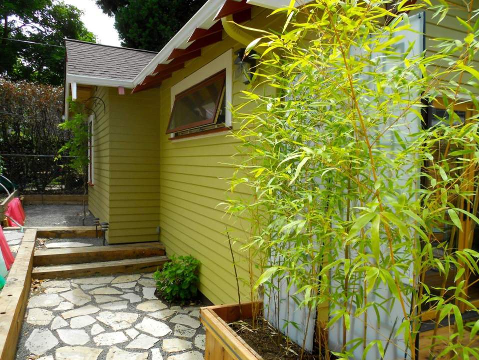 PDX Eco Cottage, a sustainably built Craftsman-style backyard cottage with Mid-Century Modern interior. It has 1 bedroom in 550 sq ft. | www.facebook.com/SmallHouseBliss