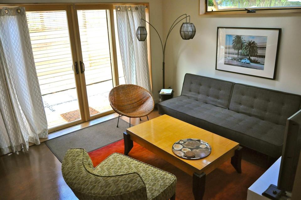 PDX Eco Cottage, a sustainably built Craftsman-style backyard cottage with Mid-Century Modern interior. It has 1 bedroom in 550 sq ft. | www.facebook.com/SmallHouseBliss