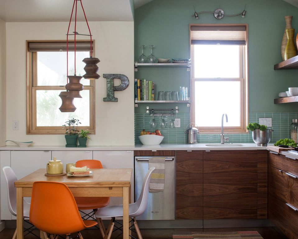 PDX Eco Cottage, a sustainably built Craftsman-style backyard cottage with Mid-Century Modern interior. It has 1 bedroom in 550 sq ft. | www.facebook.com/SmallHouseBliss