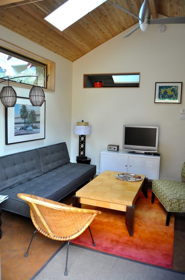 PDX Eco Cottage, a sustainably built Craftsman-style backyard cottage with Mid-Century Modern interior. It has 1 bedroom in 550 sq ft. | www.facebook.com/SmallHouseBliss