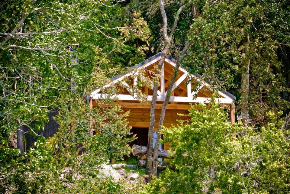 "Casa Bote" is a dual-use structure, serving as a cabin in the summer and a boat storage shed over the winter. | www.facebook.com/SmallHouseBliss