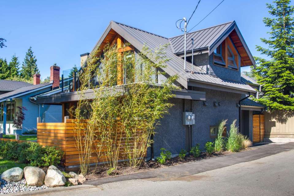 With 2 bedrooms in 800 sq ft, this energy-efficient laneway house is a good size for the young family that lives there. | www.facebook.com/SmallHouseBliss