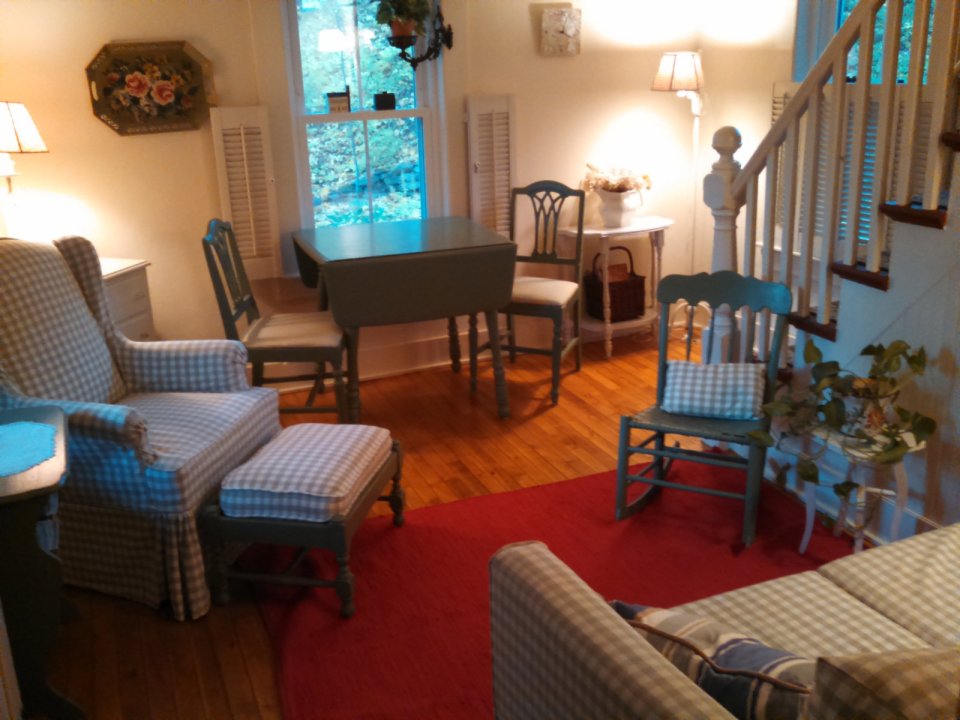 The Doll House, a lovingly-restored small farmhouse from 1920. It has 2 bedrooms in roughly 650 sq ft. | www.facebook.com/SmallHouseBliss