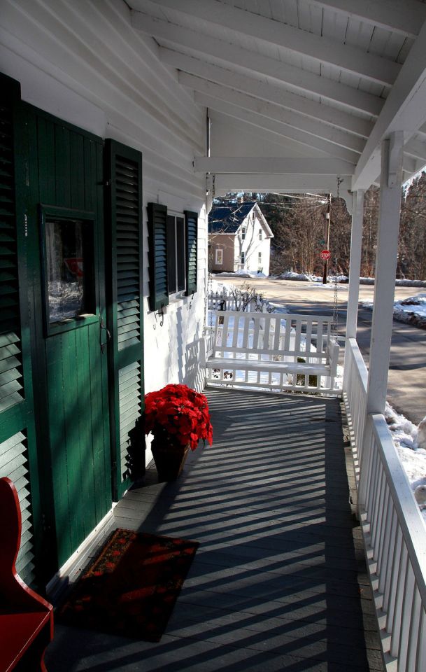 The Doll House, a lovingly-restored small farmhouse from 1920. It has 2 bedrooms in roughly 650 sq ft. | www.facebook.com/SmallHouseBliss