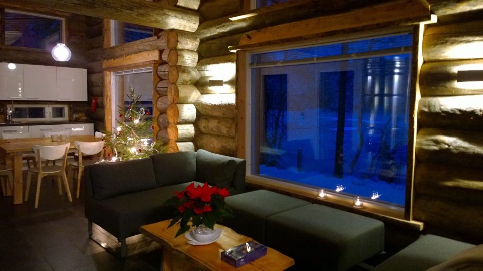 This modern log cabin in Finland has two bedrooms and a den in 969 sq ft. | www.facebook.com/SmallHouseBliss