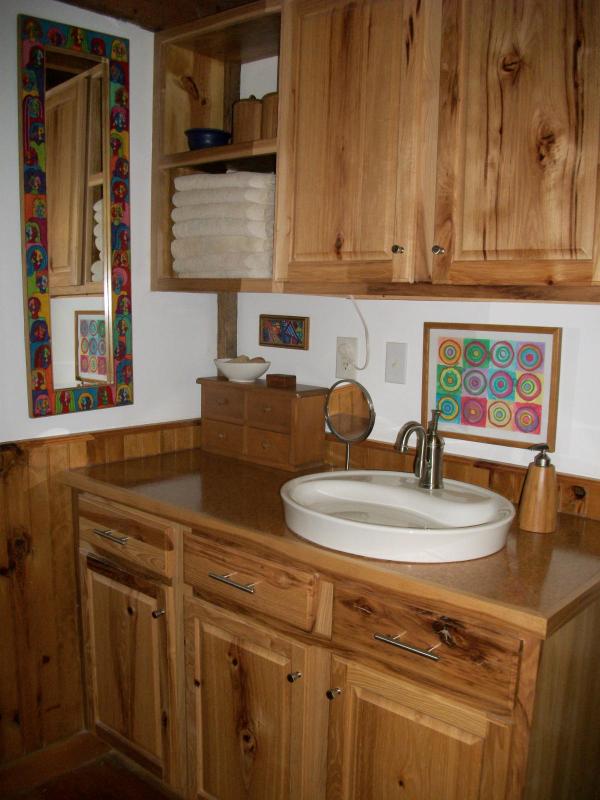 This small Tennessee cabin was renovated into a family's full-time home. It has one bedroom and a loft in 635 sq ft. | www.facebook.com/SmallHouseBliss