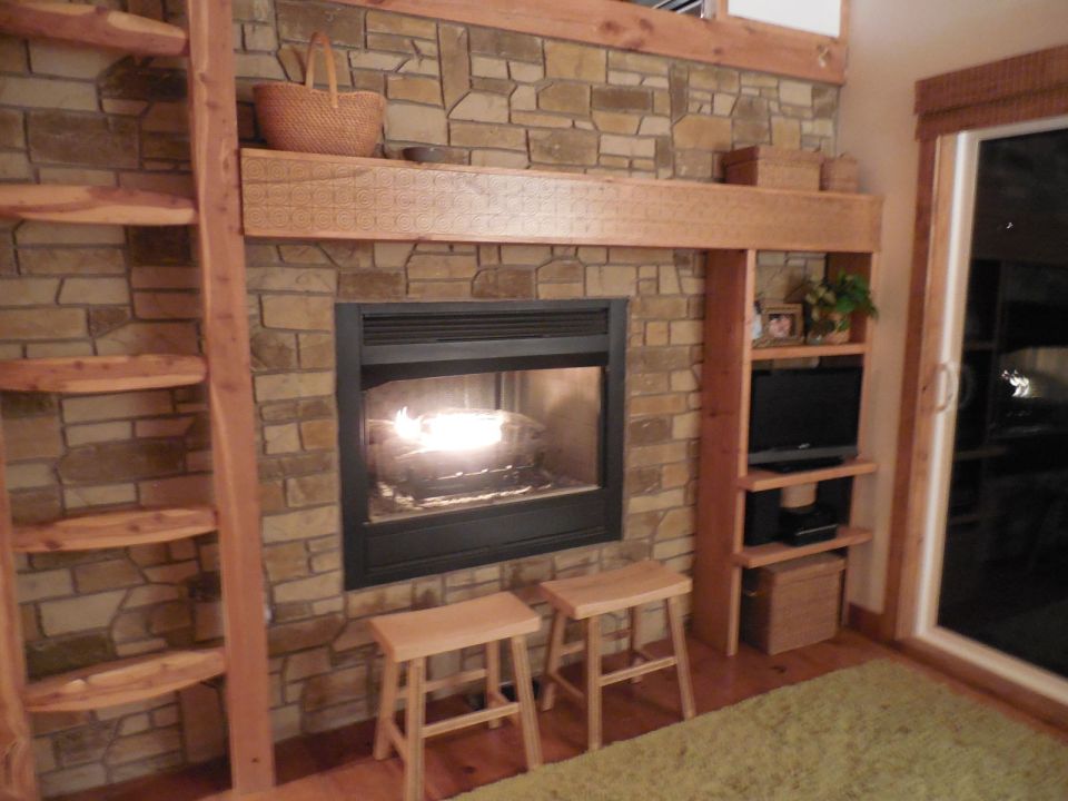 This small Tennessee cabin was renovated into a family's full-time home. It has one bedroom and a loft in 635 sq ft. | www.facebook.com/SmallHouseBliss