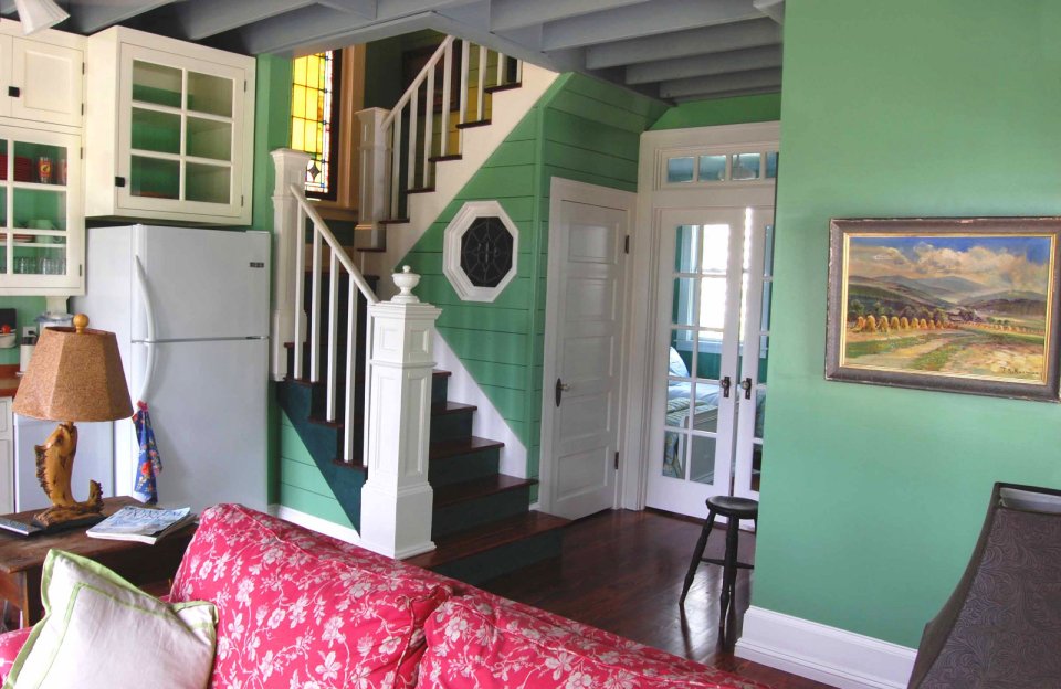 This traditional "Katrina Cottage" design has 3 bedrooms in 1,112 sq ft. | www.facebook.com/SmallHouseBliss