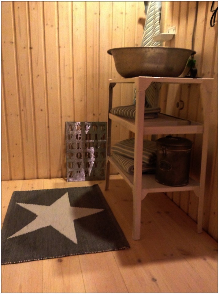 This small garden cottage located in an allotment garden has a kitchenette, half bath and sleeping loft in 258 sq ft. | www.facebook.com/SmallHouseBliss