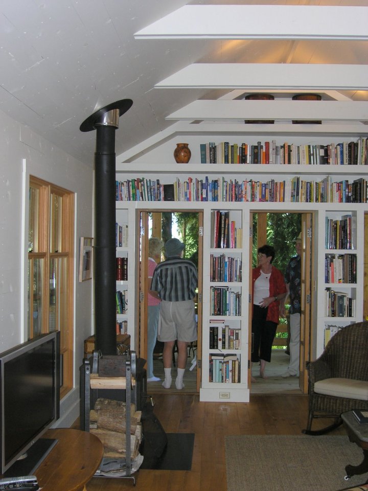 A small house compound on Whidbey Island, Washington | www.facebook.com/SmallHouseBliss