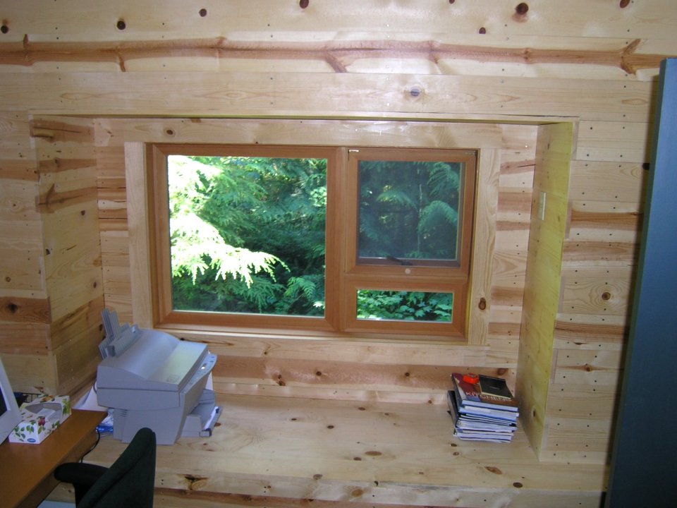 A small house compound on Whidbey Island, Washington | www.facebook.com/SmallHouseBliss