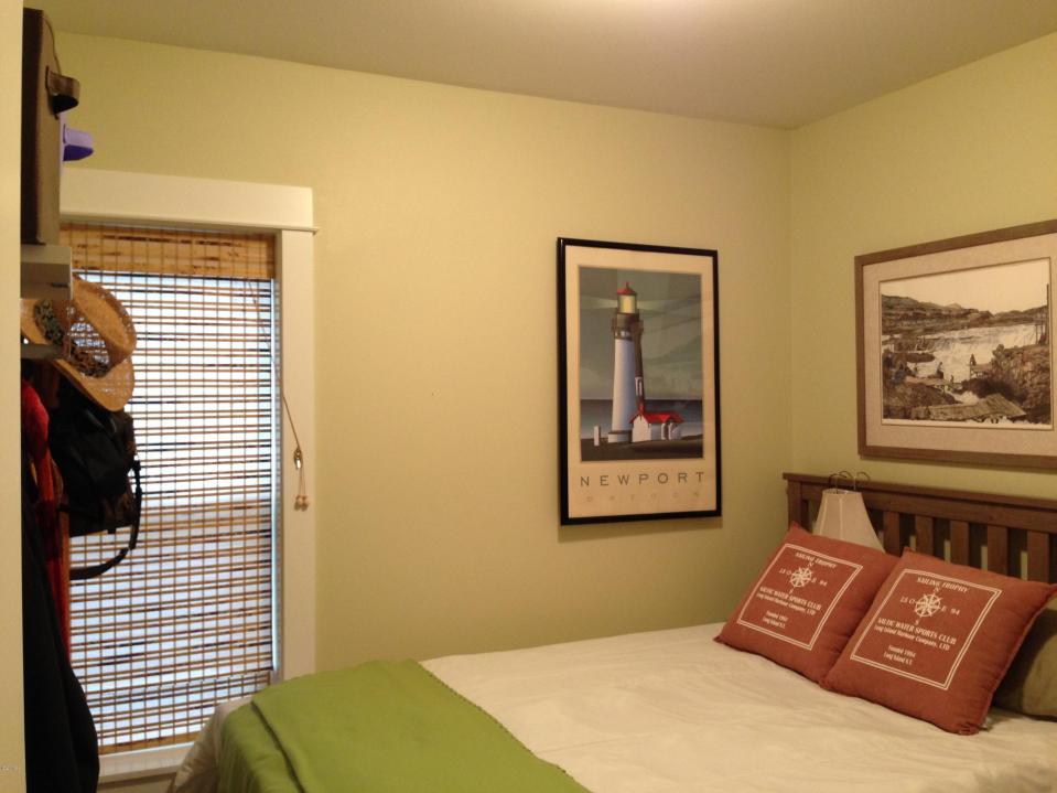 With a ground-floor bedroom, this tiny cottage on the Oregon Coast supports single-level living. It has a 416 sq ft main level plus a sleeping loft. | www.facebook.com/SmallHouseBliss