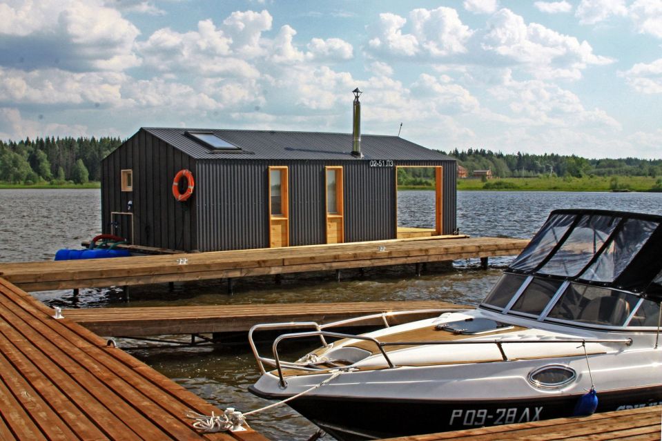 DublDom Houseboat, a modular floating cabin with a 280 sq ft studio floor plan. | www.facebook.com/SmallHouseBliss