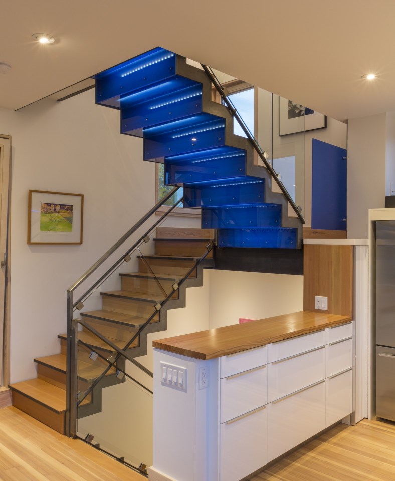 The Butcherknife Residence, an artist's modern energy-efficient home with 2 bedrooms + art studio in 1200 sqft. | www.facebook.com/SmallHouseBliss