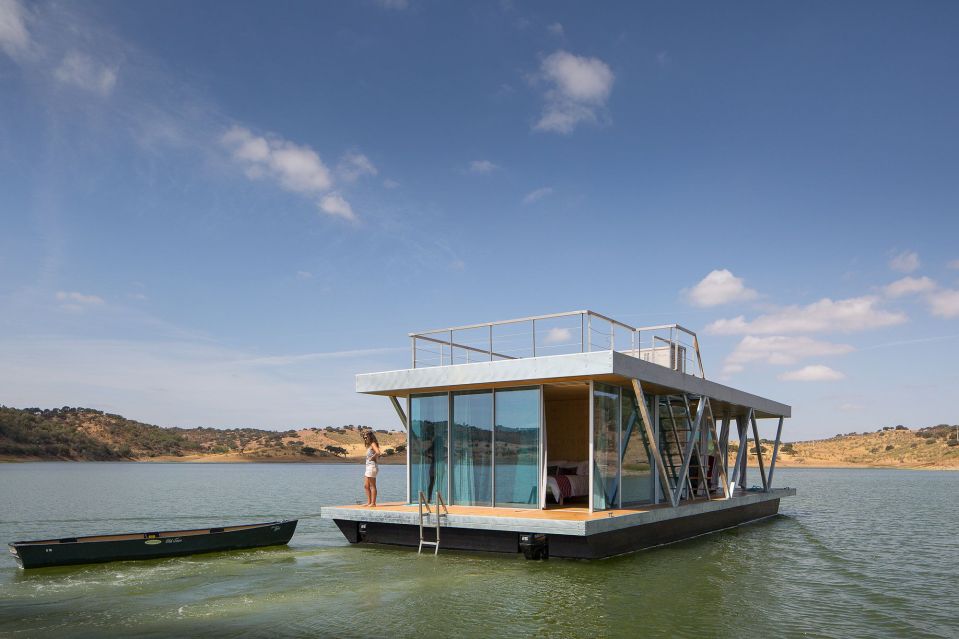 Floatwing, a line of houseboats that can be equipped for autonomous off-grid living. This one has one bedroom in 561 sq ft. | www.facebook.com/SmallHouseBliss