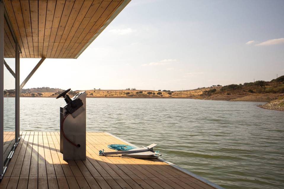 Floatwing, a line of houseboats that can be equipped for autonomous off-grid living. This one has one bedroom in 561 sq ft. | www.facebook.com/SmallHouseBliss