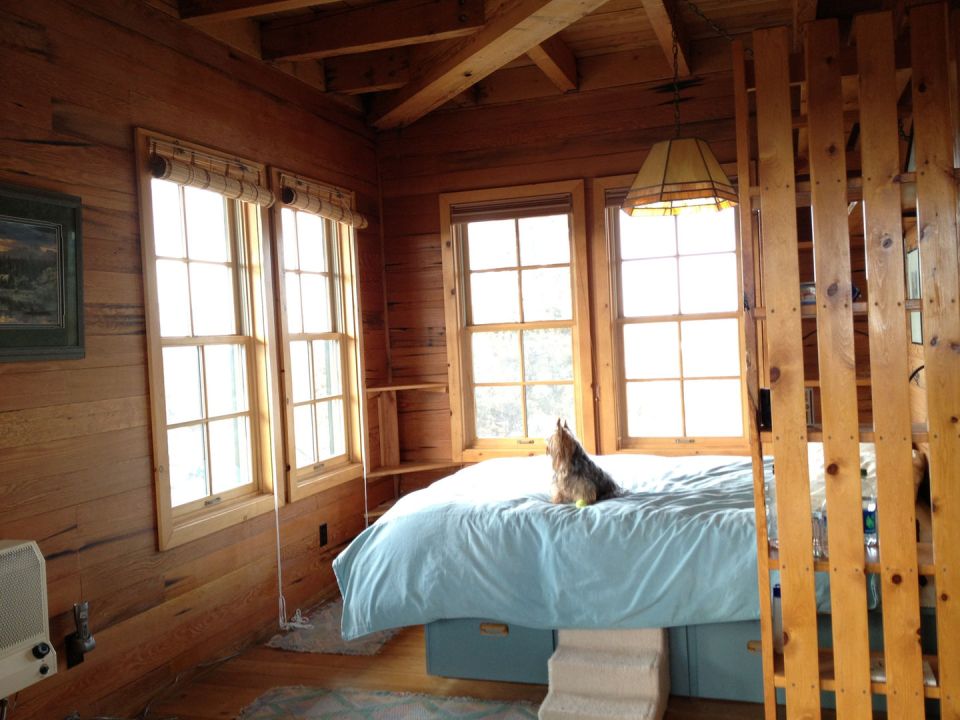 1930s-era forest fire lookout towers inspired this 3-storey tower house in Oregon's high desert. | www.facebook.com/SmallHouseBliss