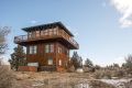 1930s-era forest fire lookout towers inspired this 3-storey tower house in Oregon's high desert. | www.facebook.com/SmallHouseBliss