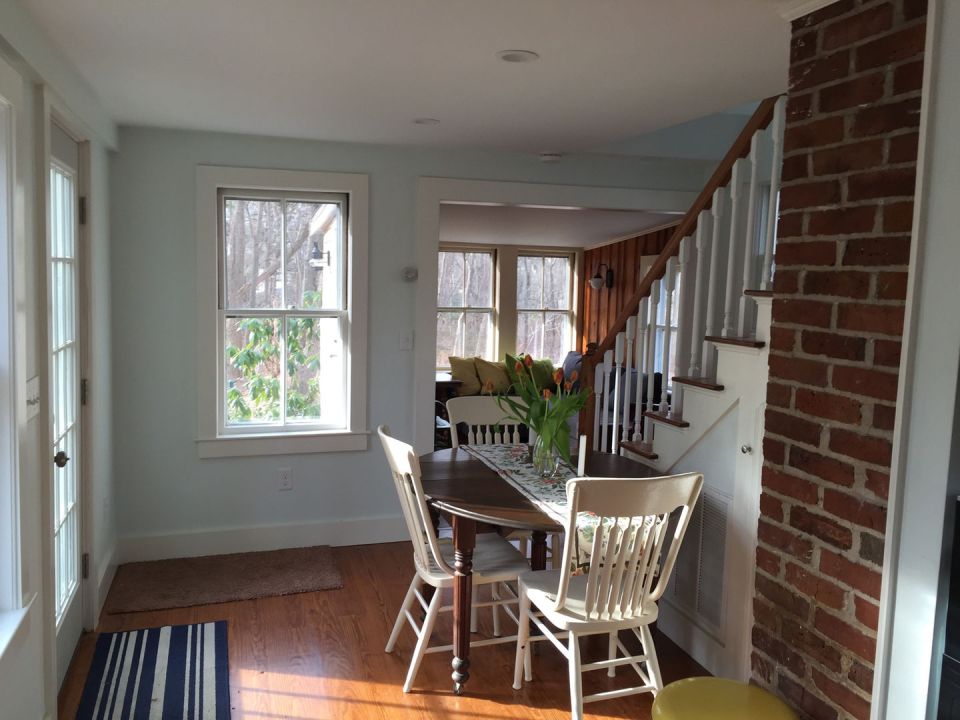 A tiny "half Cape" cottage on Cape Cod Bay. Its interior was updated in keeping with the age and character of the cottage. | www.facebook.com/SmallHouseBliss