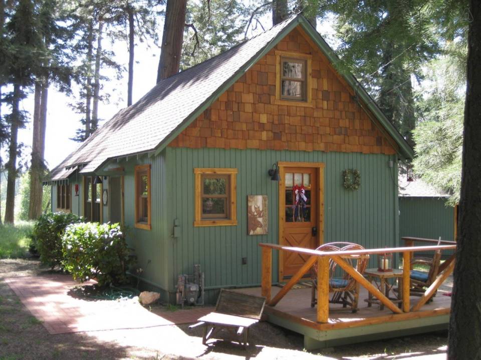 Built in the 1920s, Wildflower Cabin is loaded with vintage charm. It has one bedroom and a loft in 600 sq ft. | www.facebook.com/SmallHouseBliss