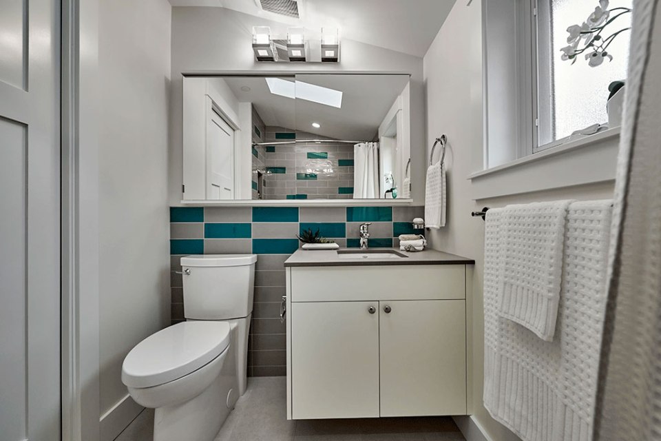 Traditional in style, this new laneway house fits in with its neighbors. It has 2 bedrooms in 670 sq ft. | www.facebook.com/SmallHouseBliss