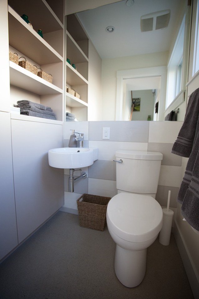 Traditional in style, this new laneway house fits in with its neighbors. It has 2 bedrooms in 670 sq ft. | www.facebook.com/SmallHouseBliss