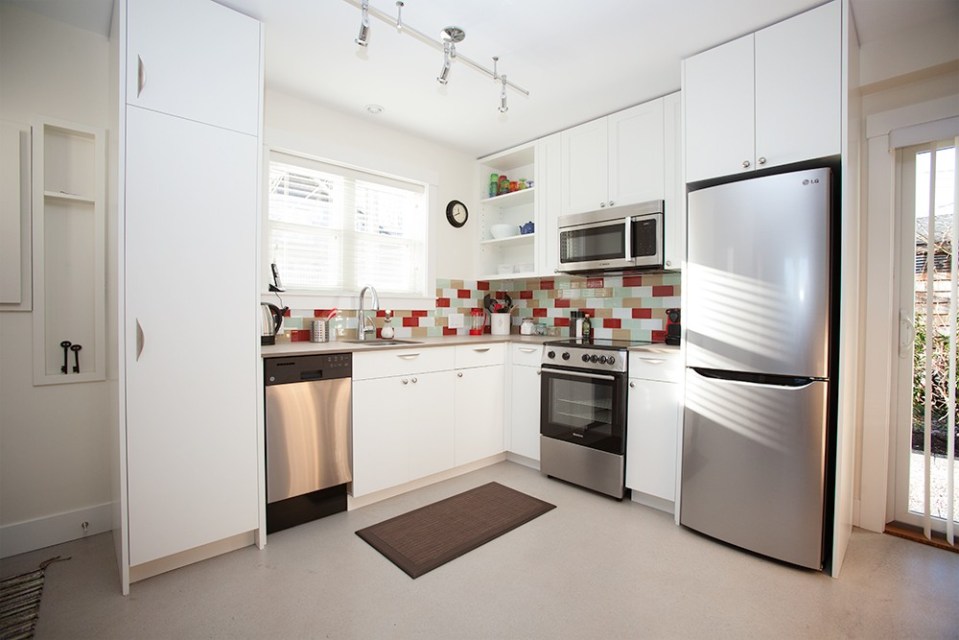 Traditional in style, this new laneway house fits in with its neighbors. It has 2 bedrooms in 670 sq ft. | www.facebook.com/SmallHouseBliss