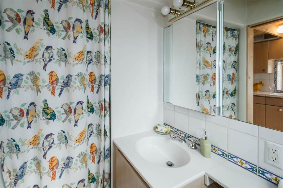 A 1930s Pueblo Revival style adobe home retrofitted with a rooftop active solar system. It is 510 sq ft with a loft bedroom. | www.facebook.com/SmallHouseBliss