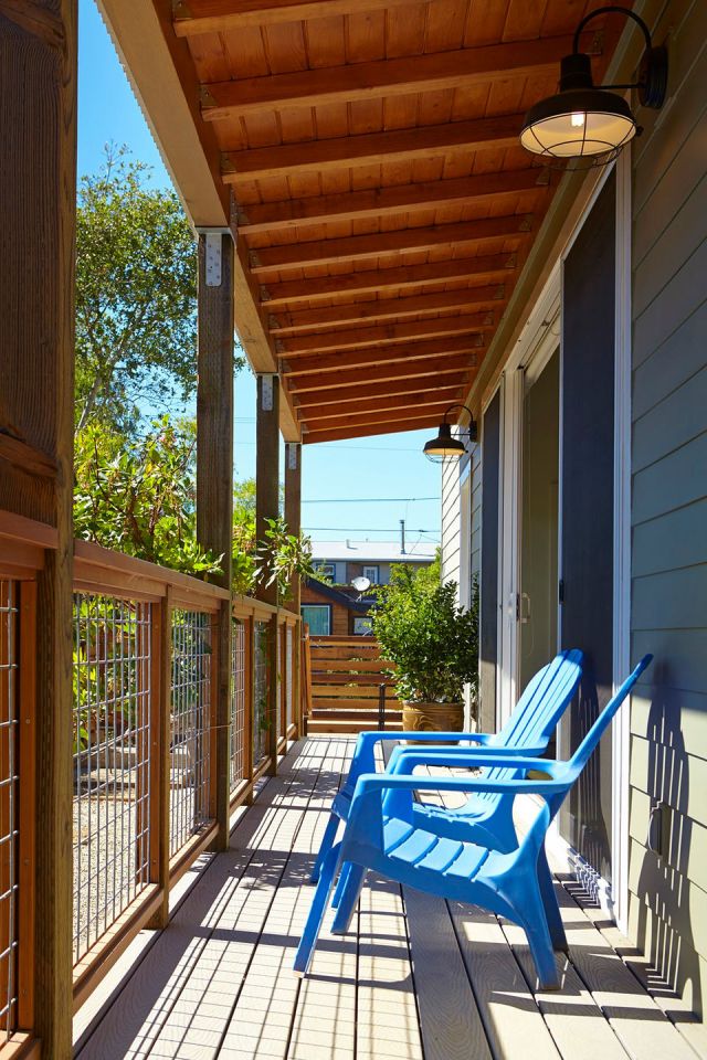 Many cost-saving strategies were used in the design and construction of this small beach cottage in California. | www.facebook.com/SmallHouseBliss