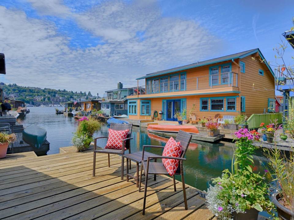 The Hobbit Houseboat, an eclectic two-bedroom float home on Seattle's Lake Union. | www.facebook.com/SmallHouseBliss