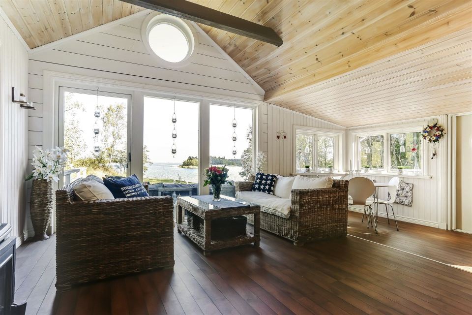 This 1930 summer cottage in Sweden retains its original vintage charm. It has two small bedrooms in 592 sq ft. | www.facebook.com/SmallHouseBliss