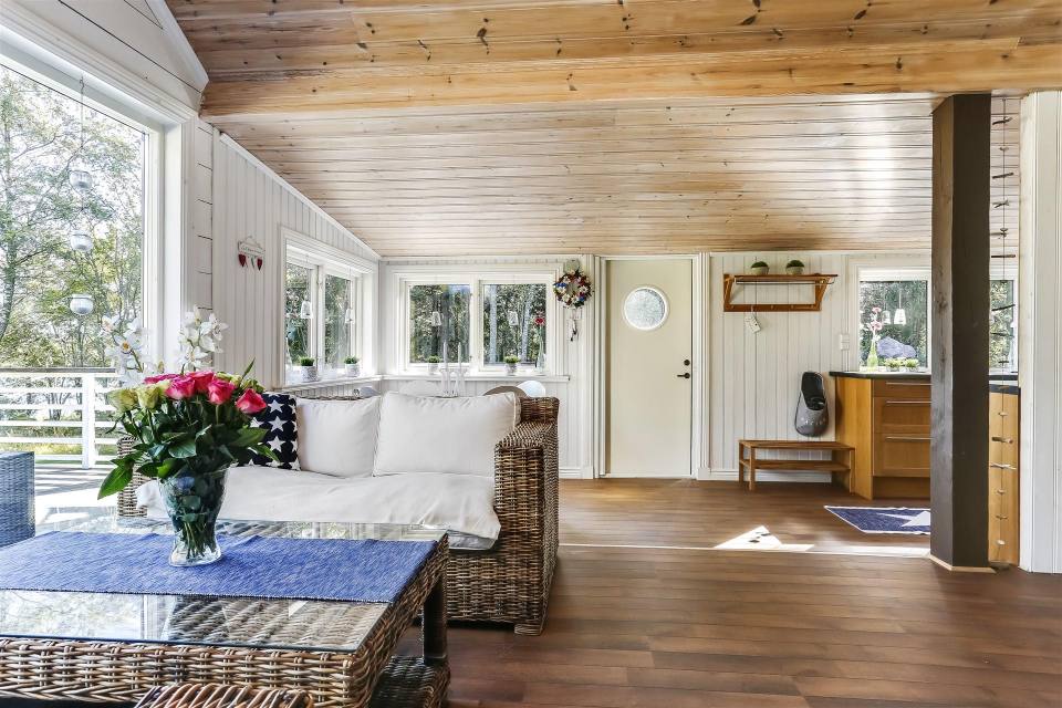 This 1930 summer cottage in Sweden retains its original vintage charm. It has two small bedrooms in 592 sq ft. | www.facebook.com/SmallHouseBliss