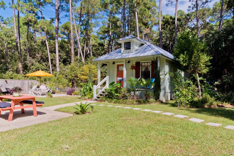 The "Tale Inn", a Southern-style one-bedroom cottage with pleasing proportions, welcoming front porch and authentic architectural details. | www.facebook.com/SmallHouseBliss